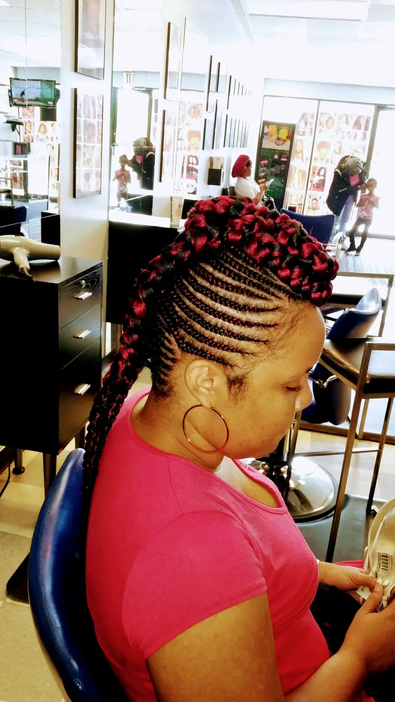 Cornrows hairstyle by Isa's African Hair Braiding in Savannah, GA (photo 88)
